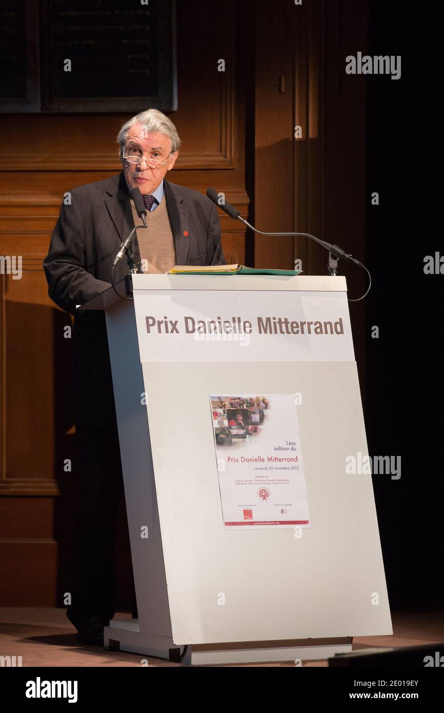 Gilbert Mitterrand : parcours et rôle dans la politique française